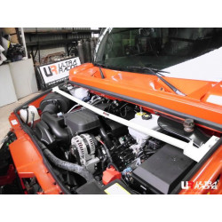 Hummer H2 6.0 03-09 UltraRacing 2-bodová Horní rozpěra / rozpěrná tyč předních tlumičů