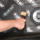 Tlumicí materiál DEI 50200 tepelná bariéra a zvukotěsná samolepicí rohož, 32x32 cm (2pcs) | race-shop.cz
