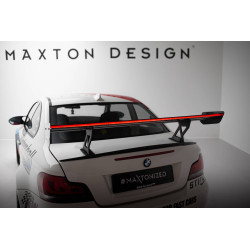 Uhlíkový spoiler s interními vzpěrami V1 + LED BMW 1 M E82