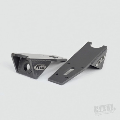 Nastavitelná ramena CYBUL Nissan Patrol sada pro snížení | race-shop.cz