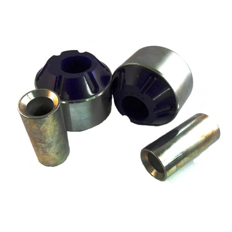 SuperPro FR LWR CTRL ARM REAR OFFSET (80ShA) | race-shop.cz