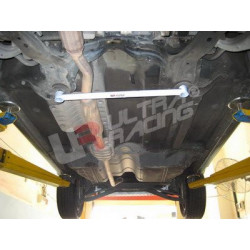 Hyundai Tucson 08+ UltraRacing Spodní rozpěra přední nápravy 656