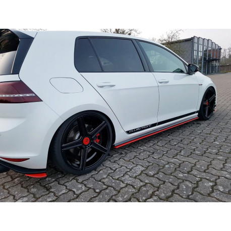 Body kit a vizuální doplňky Splittry prahů VW GOLF Mk7 GTI CLUBSPORT | race-shop.cz