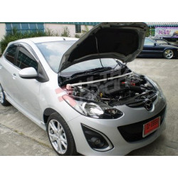 Mazda 2 07+ UltraRacing 2-bodové Horní rozpěra / rozpěrná tyč předních tlumičů (RHD)