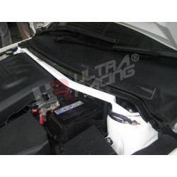 Ford Focus MK2 2.0 TDCI UltraRacing Vrchní rozpěra / rozpěrná tyč předních tlumičů