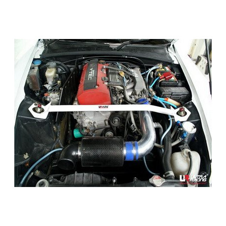 Rozpěry Honda S2000 99-03 UltraRacing 2-bodové Horní rozpěra / rozpěrná tyč předních tlumičů | race-shop.cz