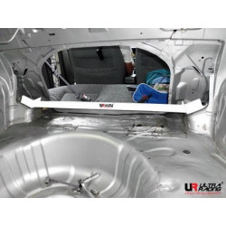 Nissan Sunny 95-99 B14 UltraRacing Vrchní rozpěra / rozpěrná tyč zadních tlumičů