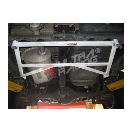 Rozpěry Isuzu D-Max 2.5D Man. UltraRacing 4-bodová Zadní vzpěra 597 | race-shop.cz