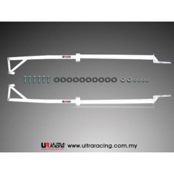 Nissan Cefiro 88-94 A31 UltraRacing 2x 4-bodové Postranní tyče (vzpěry)