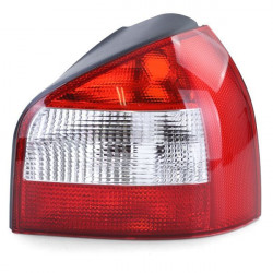 Zadné svetlo červeno biele pravé pro Audi A3 8L Facelift 00-03